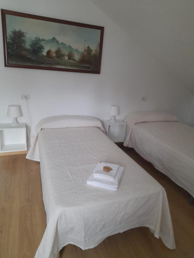 Sleeping Portomarin 1 Hotel Bagian luar foto